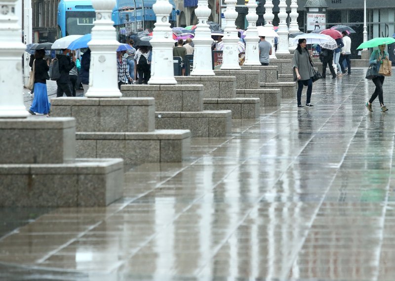 Nevrijeme poharalo Istru, u Zagrebu svega 16 stupnjeva