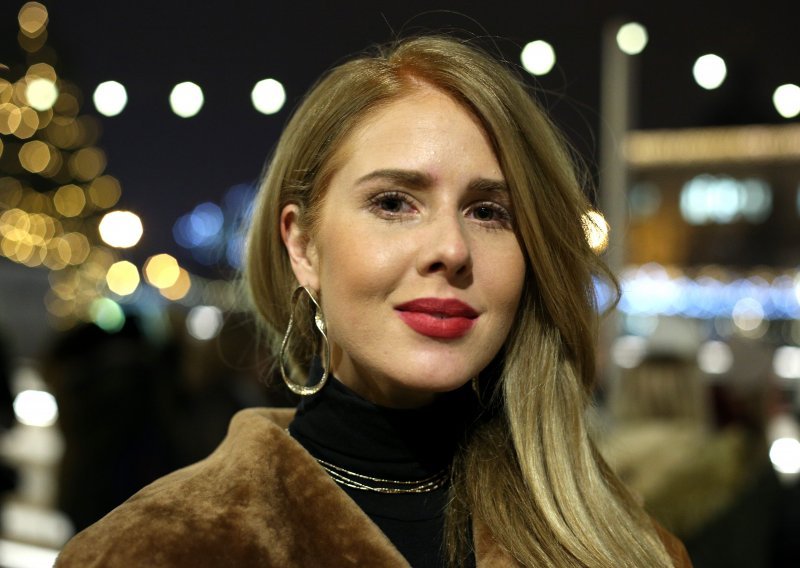 Maja Lena Lopatny u izazovnoj haljini proslavila diplomu