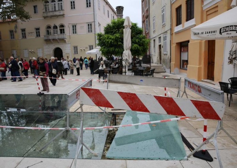 Zadarski vandali pokrali novac ubačen 'za sreću'