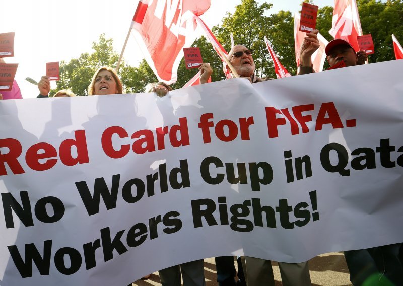 Radnici umiru! Oduzimite Kataru Svjetsko prvenstvo!