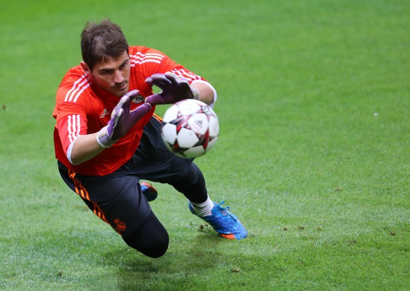 Casillas otvoreno o odlasku iz Reala