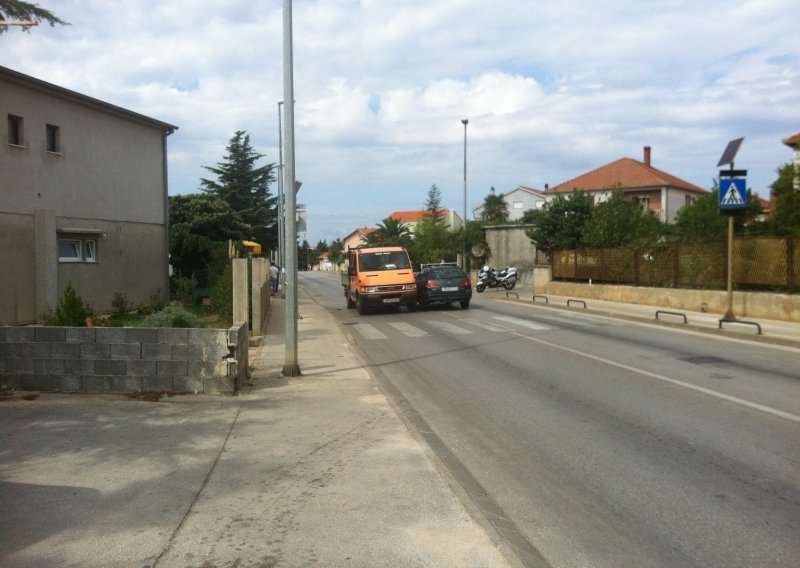 Automobilom naletio na dvije žene na pješačkom prijelazu