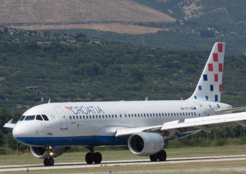 Zrakoplov Croatia Airlinesa za Dubrovnik neplanirano završio u Rimu