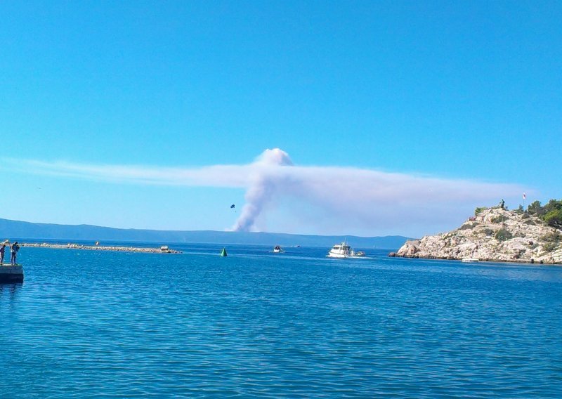 Veliki požar na Hvaru