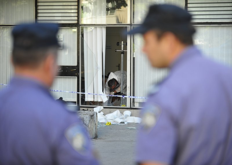 Explosive device thrown into office of Serb minority in Split