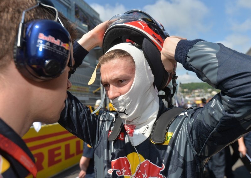 Red Bull nije oprostio Kvjatu: Potjeran u Toro Rosso!