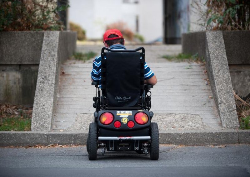 Da nema lažnih invalida, pravi bi imali sedam puta veće naknade