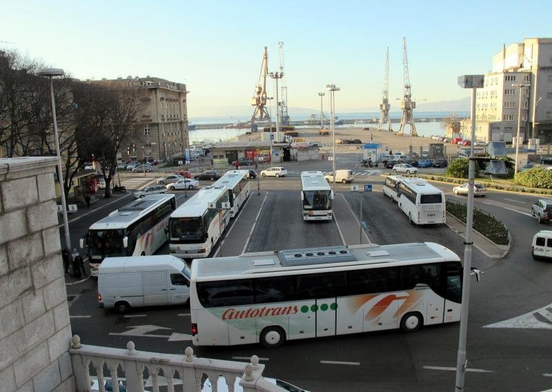 Kod riječkog autobusnog kolodvora leš mlađeg muškarca