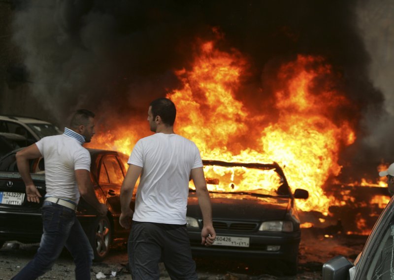 Bombaški napad na palestinski izbjeglički kamp