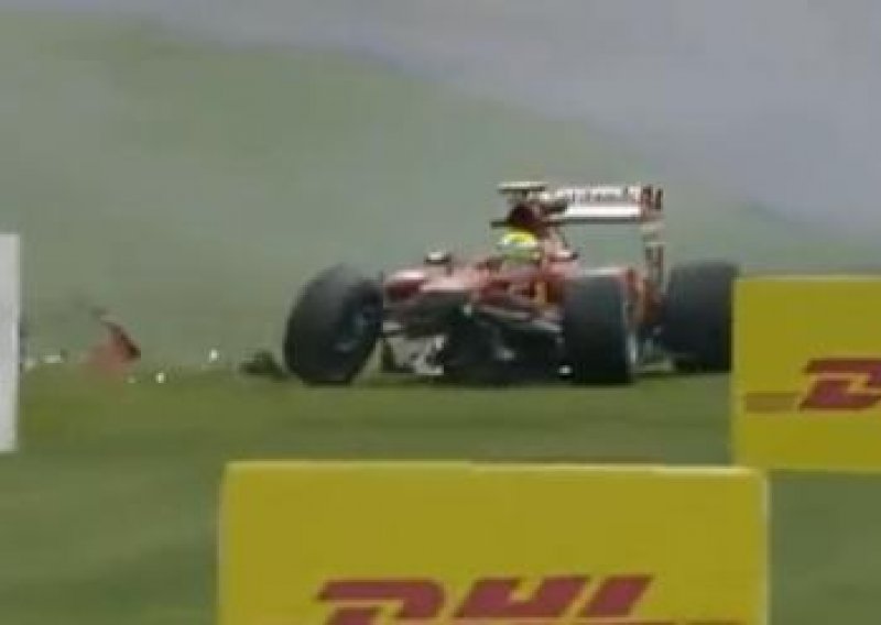 Je li moguće: Massa se ponovo zabio u zid!