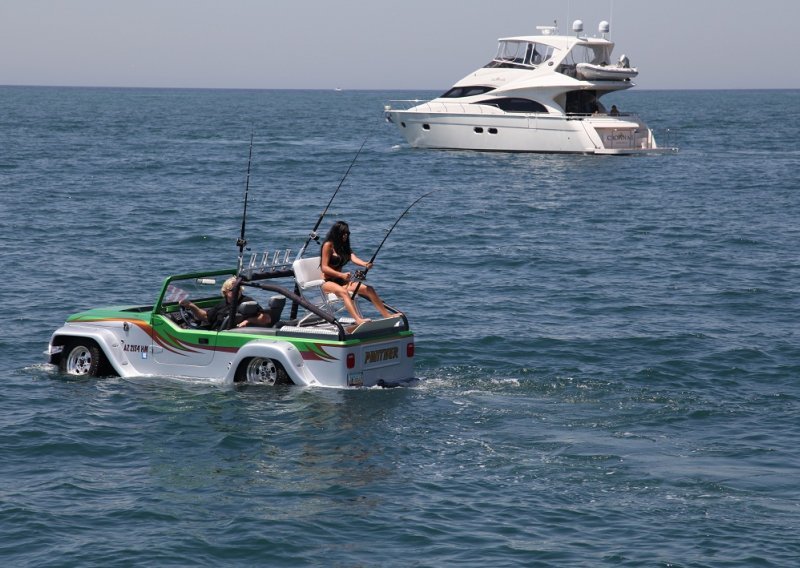 Panther Watercar, najbrži terenac na vodi! Ili obrnuto...