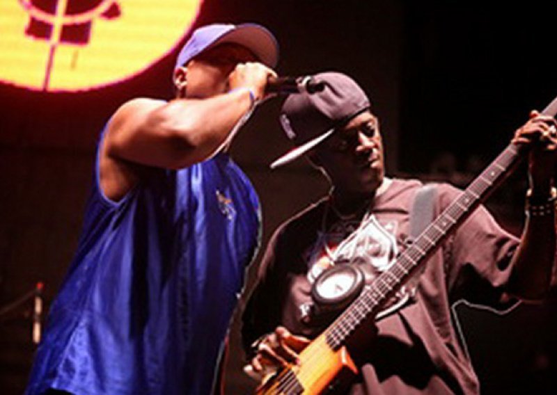 Public Enemy dijeli singl preko BitTorrenta