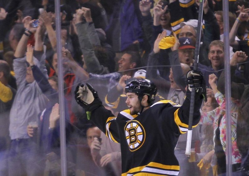 Bruinsi minimalnom pobjedom do borbe za Stanley Cup