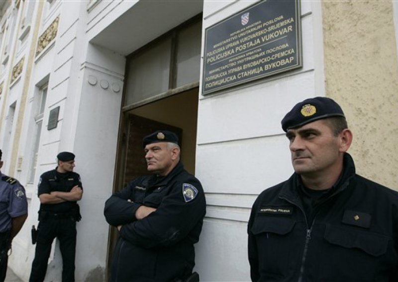 'Želimo mirnu kampanju, ali od ćirilice u Vukovaru ne odustajemo'