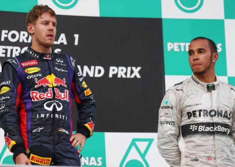 Hamilton uvrijeđen, žestoko odgovorio Vettelu!