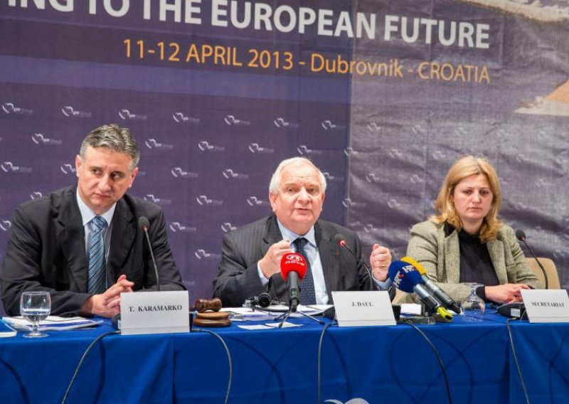 Daul: Hrvatska je primjer uspjeha