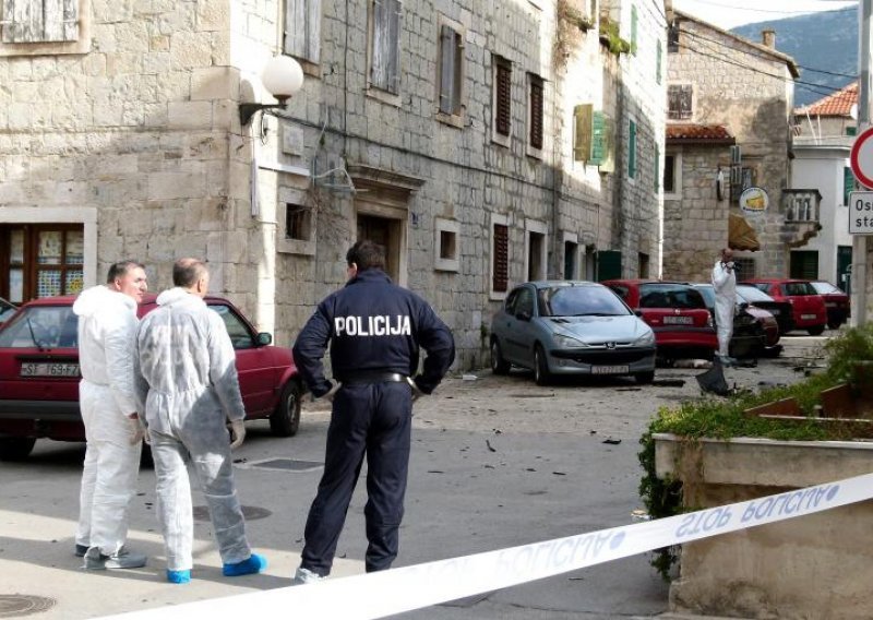 Policija još traga za 'bombašem' iz Kaštel Lukšića