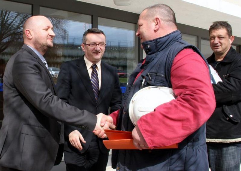 Konačno dogovor u splitskom škveru: Otpremnine svim radnicima!