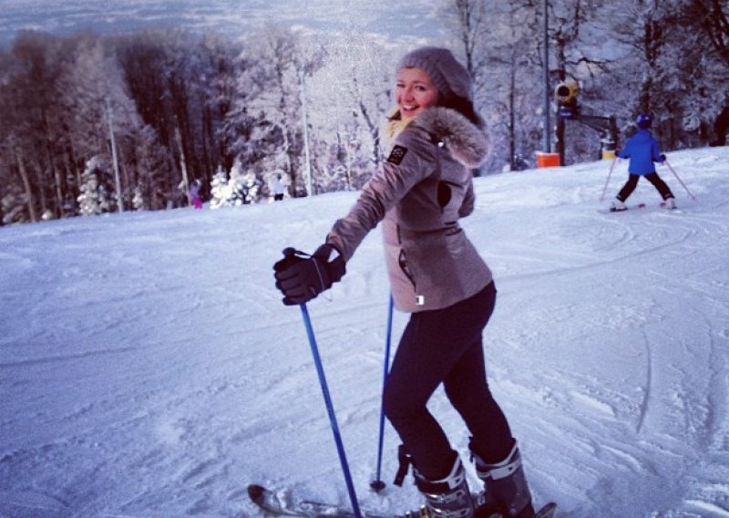 Snježana Mehun zauzela seksi skijašku pozu