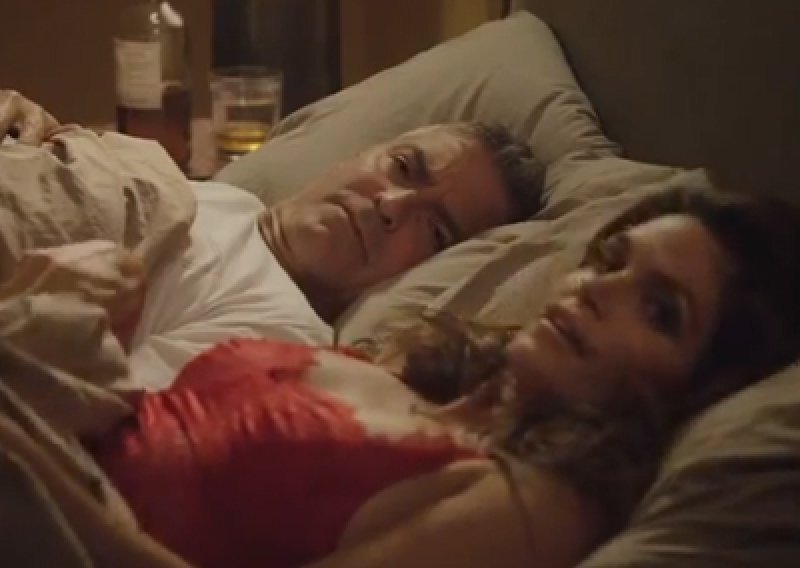 George Clooney završio u krevetu sa Cindy Crawford