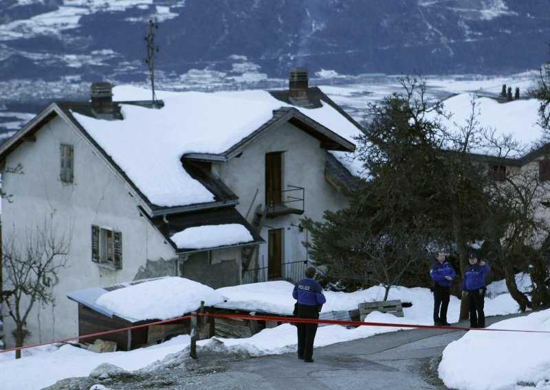 Troje mrtvih u pucnjavi u švicarskom selu