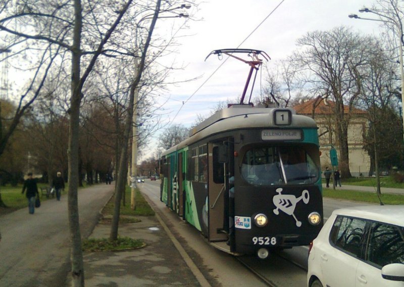 Osječkim tramvajima i autobusima najzadovoljniji - umirovljenici!