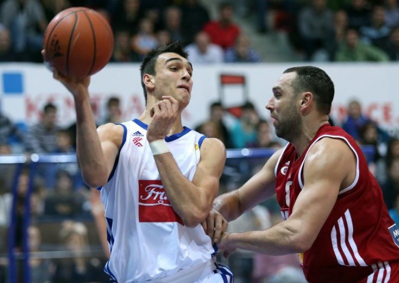 Šarićev debi, Cibona isprašila Cedevitu