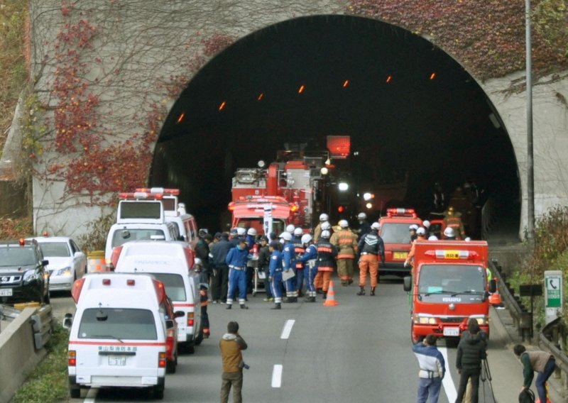 Sedmero nestalih u urušavanju tunela u Japanu
