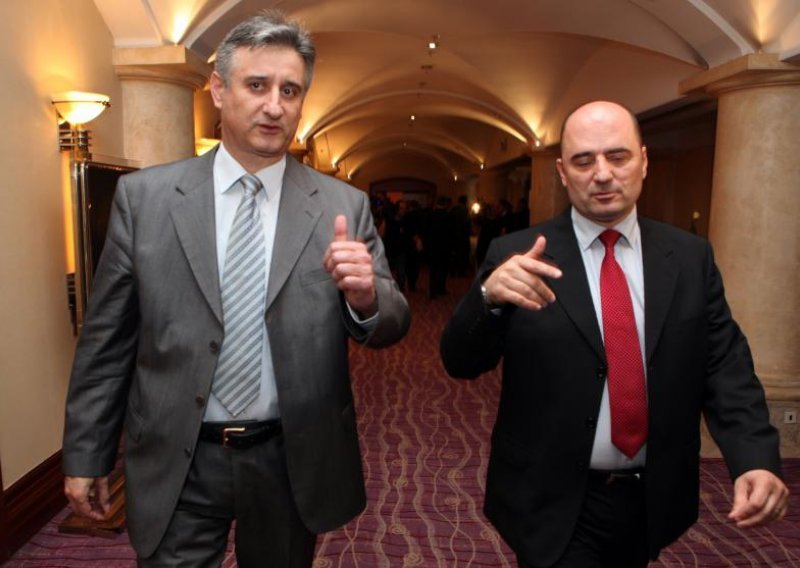 HDZ leader says has full trust in party's secretary-general