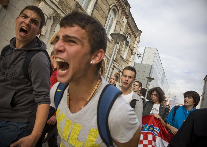 Jesu li mladi u Hrvatskoj stvarno izgubljeni slučajevi?