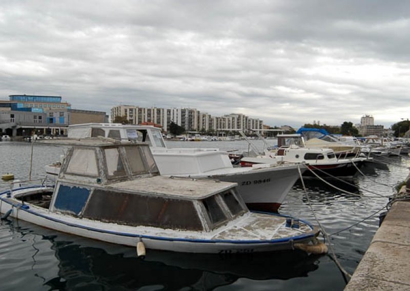 Zbog luksuzne marine treba rušiti gradski most i kopati tunel?