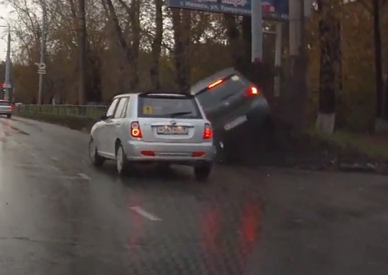 Ovako to izgleda kad se susretnu dvije autoškole