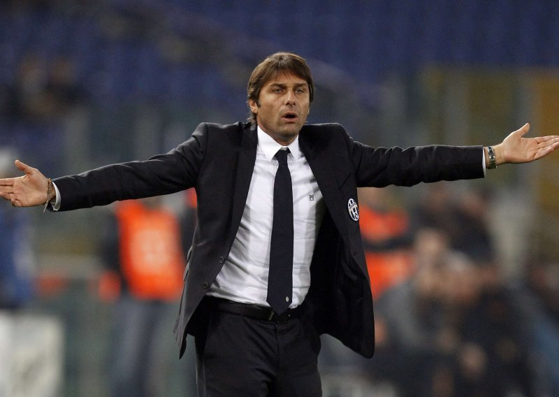 Antonio Conte ne može voditi Juve niti u Ligi prvaka