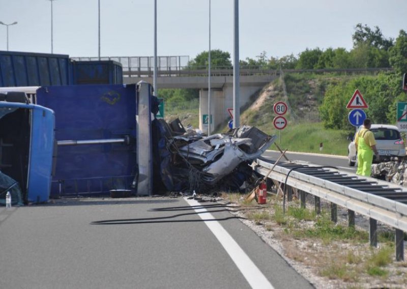 Nesreće i gužve posvuda: Na autocesti A1 poginulo šestogodišnje dijete