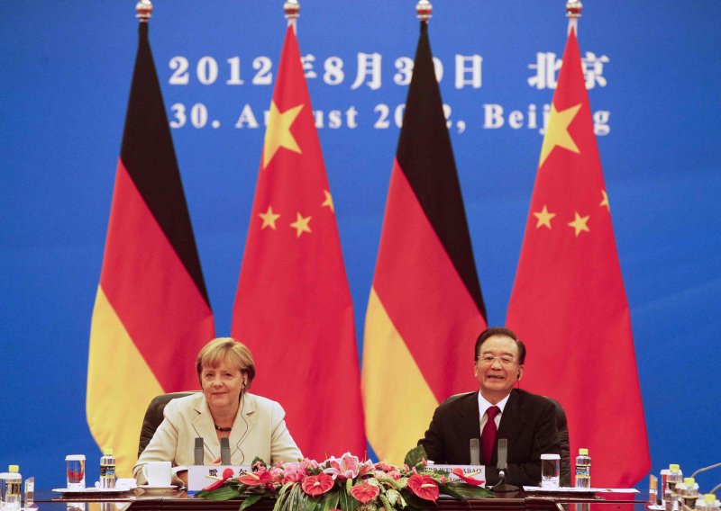 Merkel umiruje kinesku zabrinutost krizom eurozone