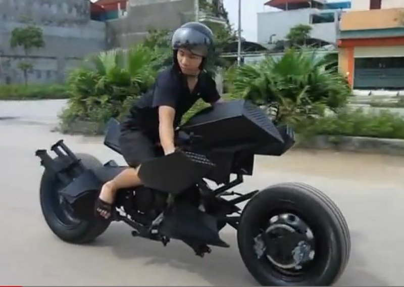 Što kažete na vijetnamski Batpod?