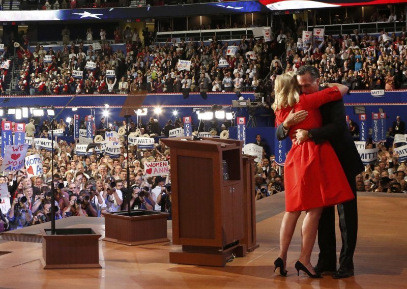 Romney nominiran za predsjedničkog kandidata