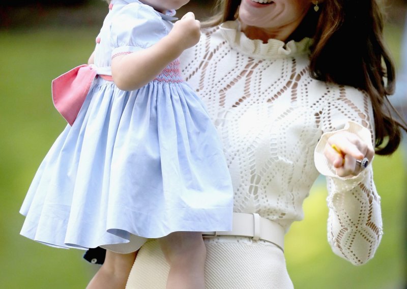 Modno usklađene Kate Middleton i princeza Charlotte