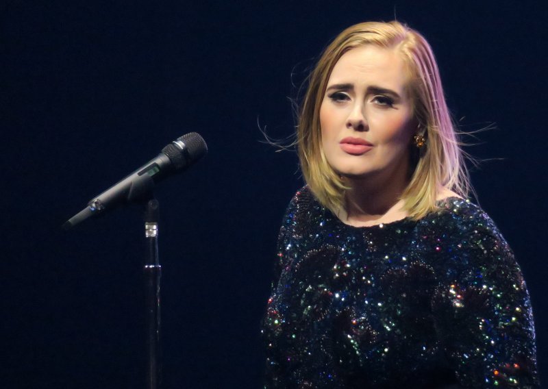 Adele se zbog sina ponovno povlači s glazbene scene