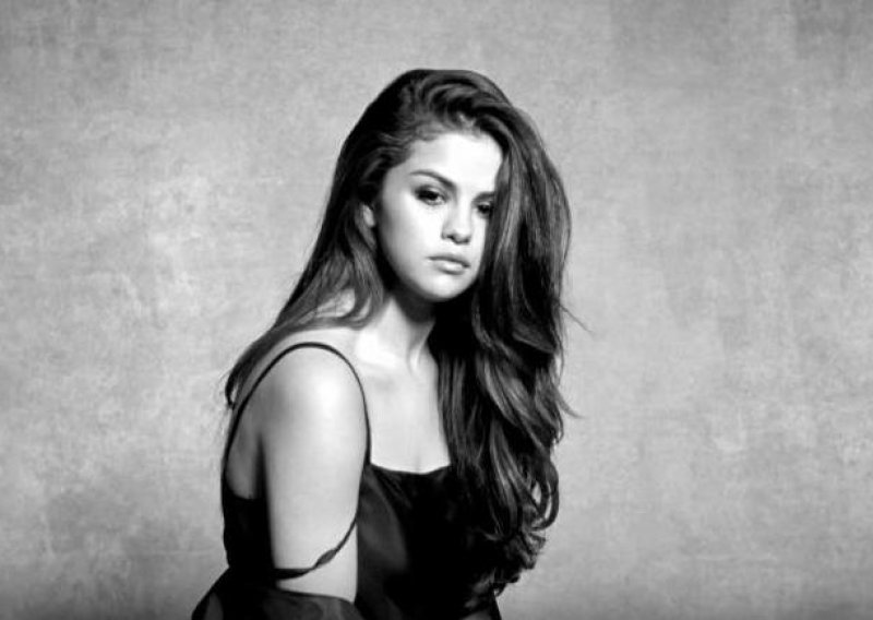 Selena Gomez prekinula turneju zbog bolesti