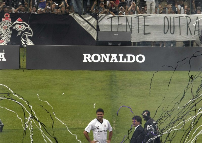 Ronalda na predstavljanju dočekalo ludilo