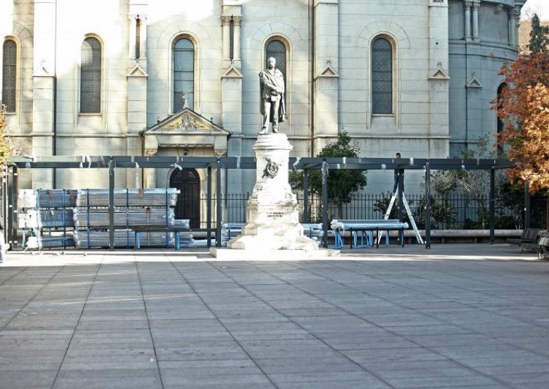 Otkrili smo kome je Bandić dao izvoditi novi nakaradni cirkus na Cvjetnom trgu