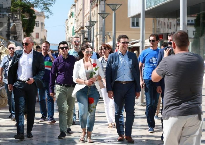 Petrov: Zaprepašćuje činjenica da je pitanje abortusa postalo važno