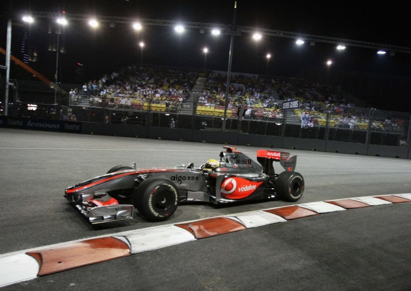 Hamiltonu prva startna pozicija, Vettel drugi