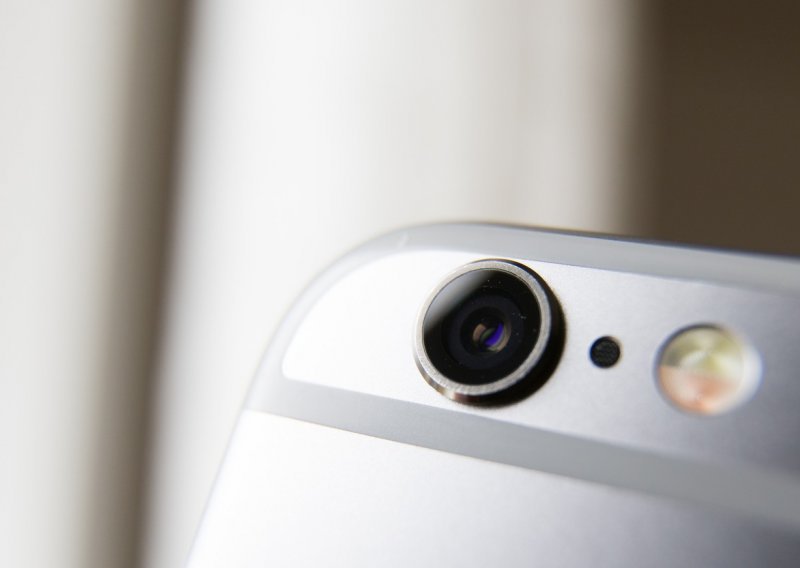 Odmah 'zakrpajte' iPhone, otkriven je novi supermalver