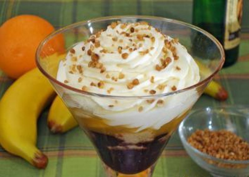 Banana trifle