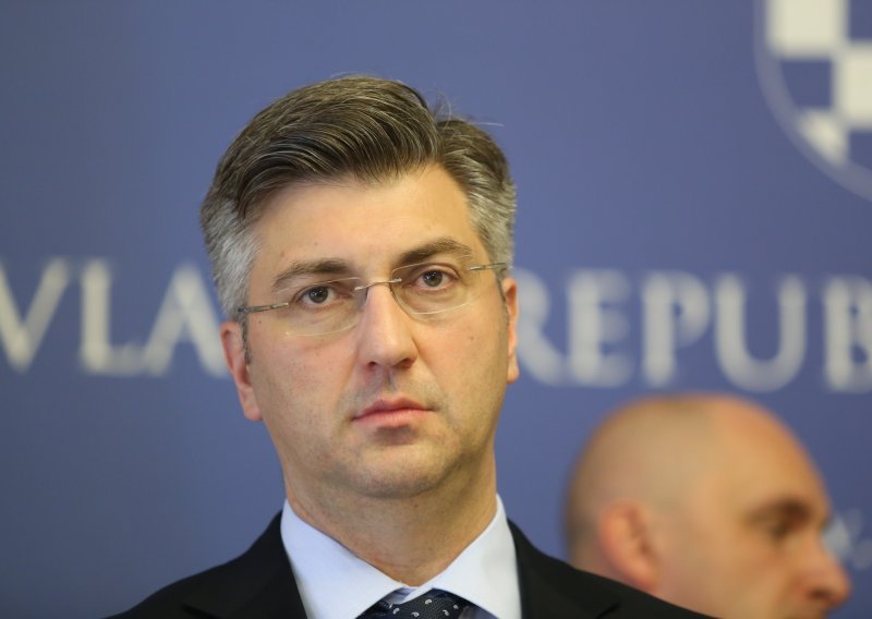 Plenković: Smanjenje duga u zdravstvu jedna od strateških zadaća