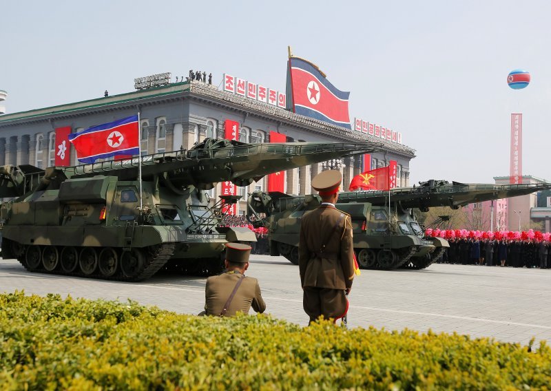 Washington i Seul razmatraju 'vojne opcije' zbog nove sjevernokorejske rakete