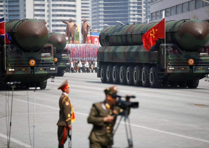 SAD: Sjeverna Koreja je, ako se ne zaustavi, na putu prema interkontinentalnim projektilima