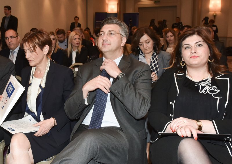 Plenković: Milijarde eura koje imamo na raspolaganju su veliki izazov i zadaća